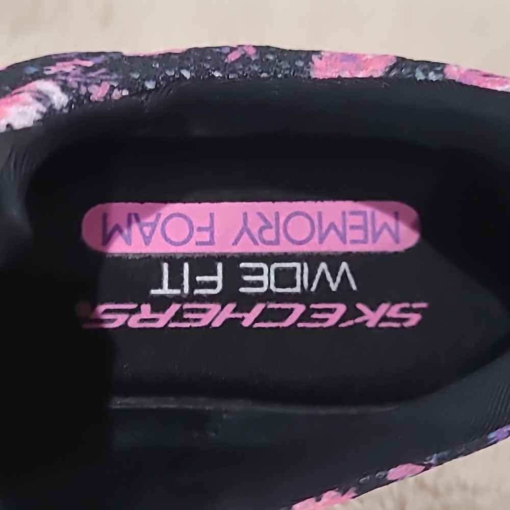 Skechers Women's Black and Pink Floral Sneakers - Picture 5 of 6